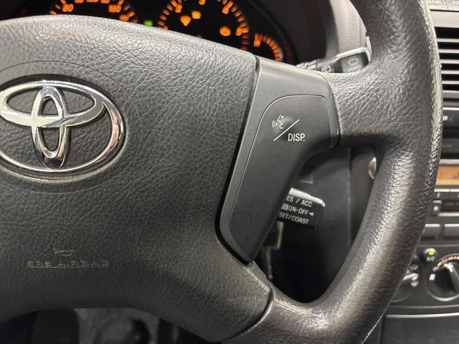 TOYOTA Avensis 2005