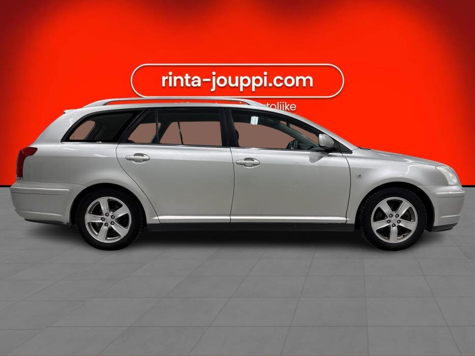 TOYOTA Avensis 2005