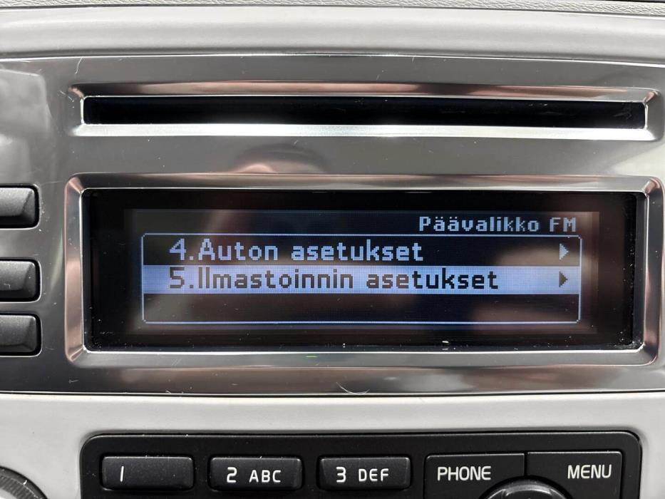 VOLVO XC70 2011