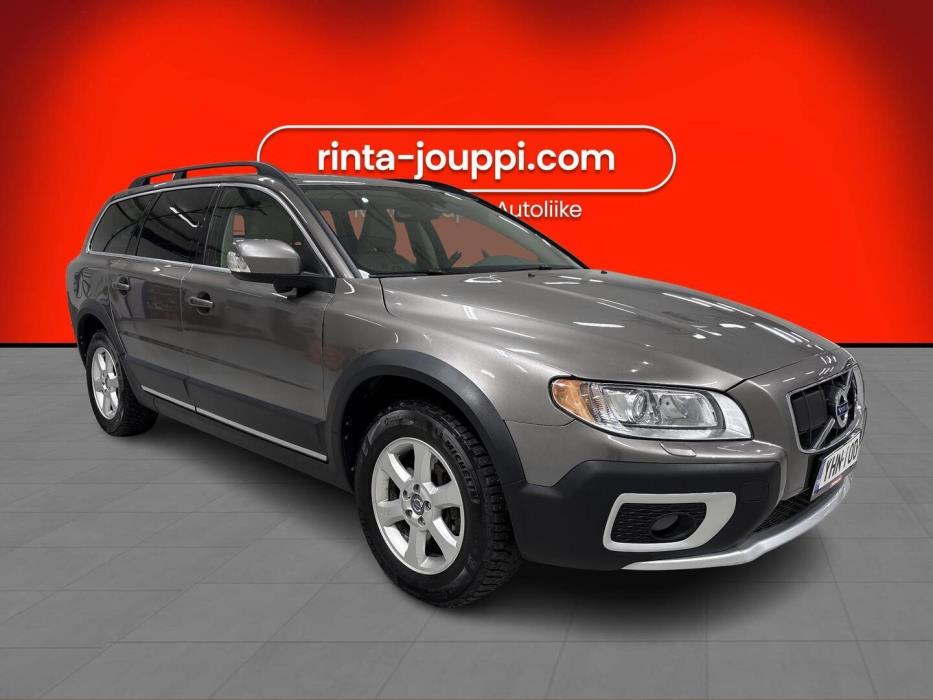VOLVO XC70 2011