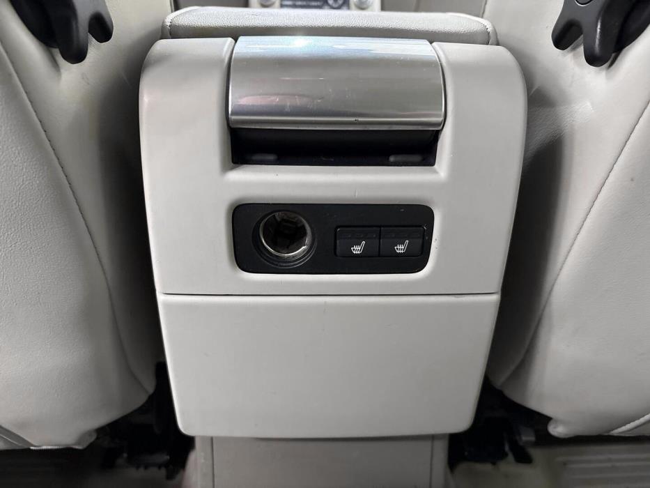 VOLVO XC70 2011