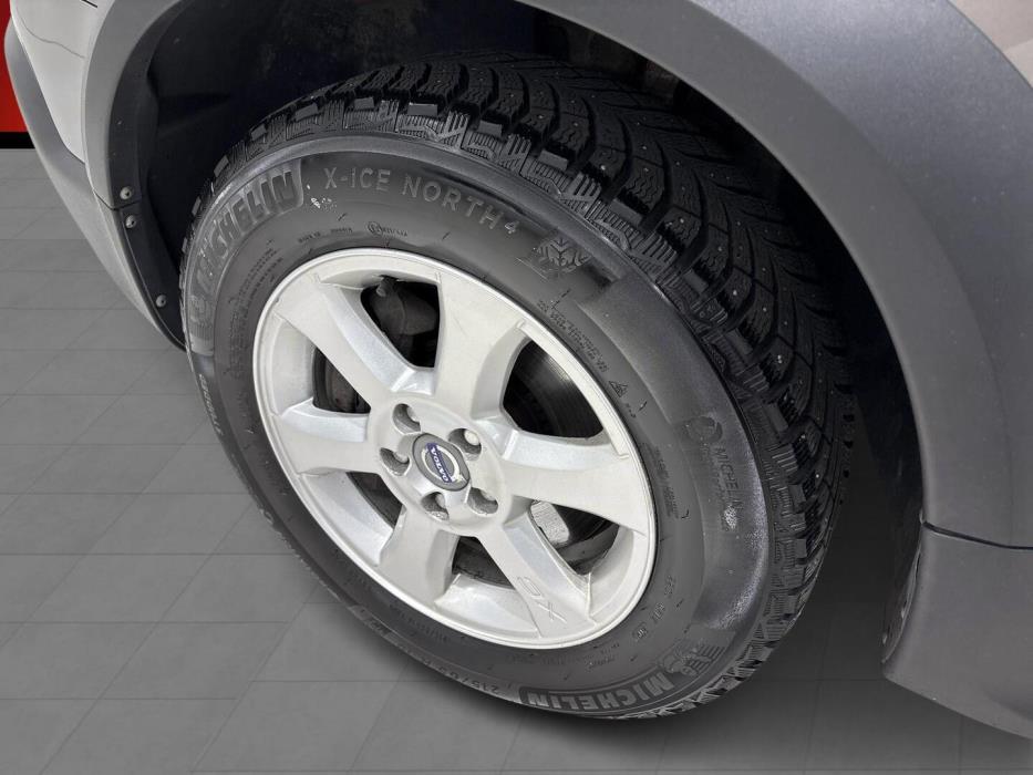 VOLVO XC70 2011