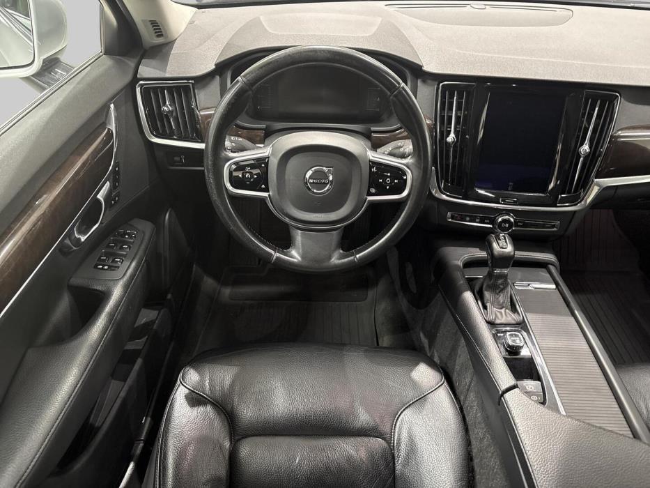 VOLVO S90 2017