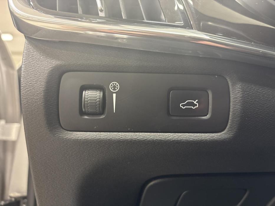 VOLVO S90 2017
