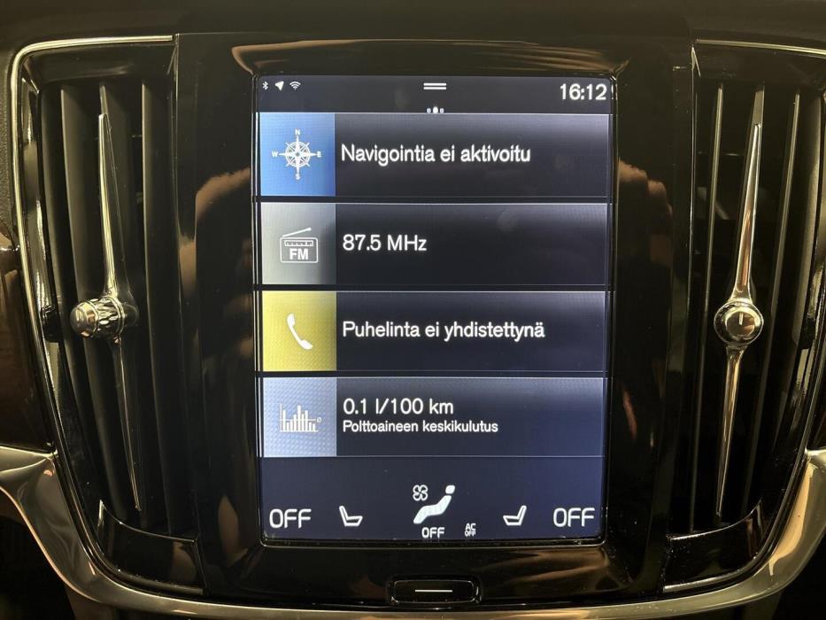VOLVO S90 2017