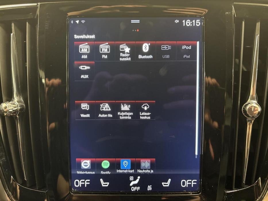 VOLVO S90 2017