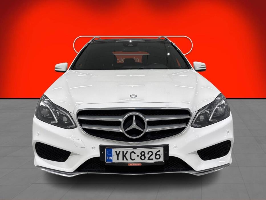MERCEDES-BENZ E 2015