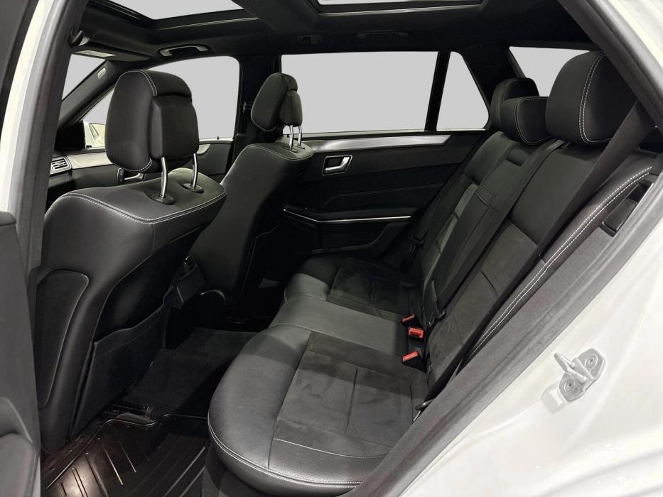 MERCEDES-BENZ E 2015