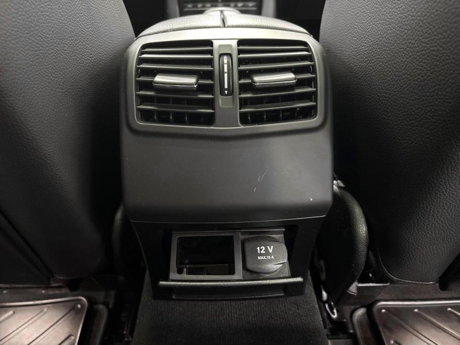 MERCEDES-BENZ E 2015