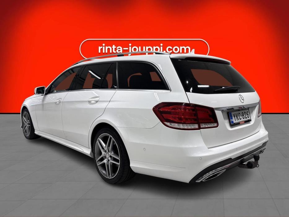 MERCEDES-BENZ E 2015