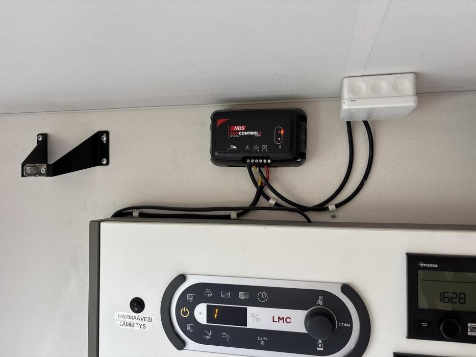 LMC Tourer Lift 730 G 2022