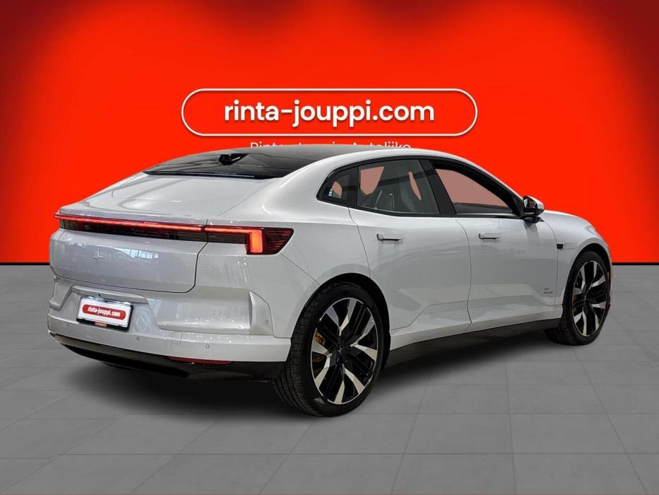 POLESTAR 4 2025