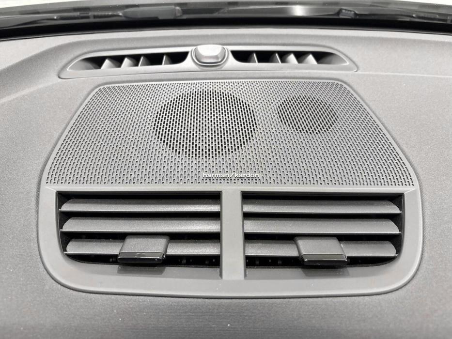 POLESTAR 2 2024