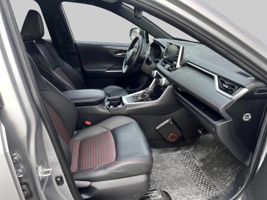 TOYOTA RAV4 Plug-in 2021