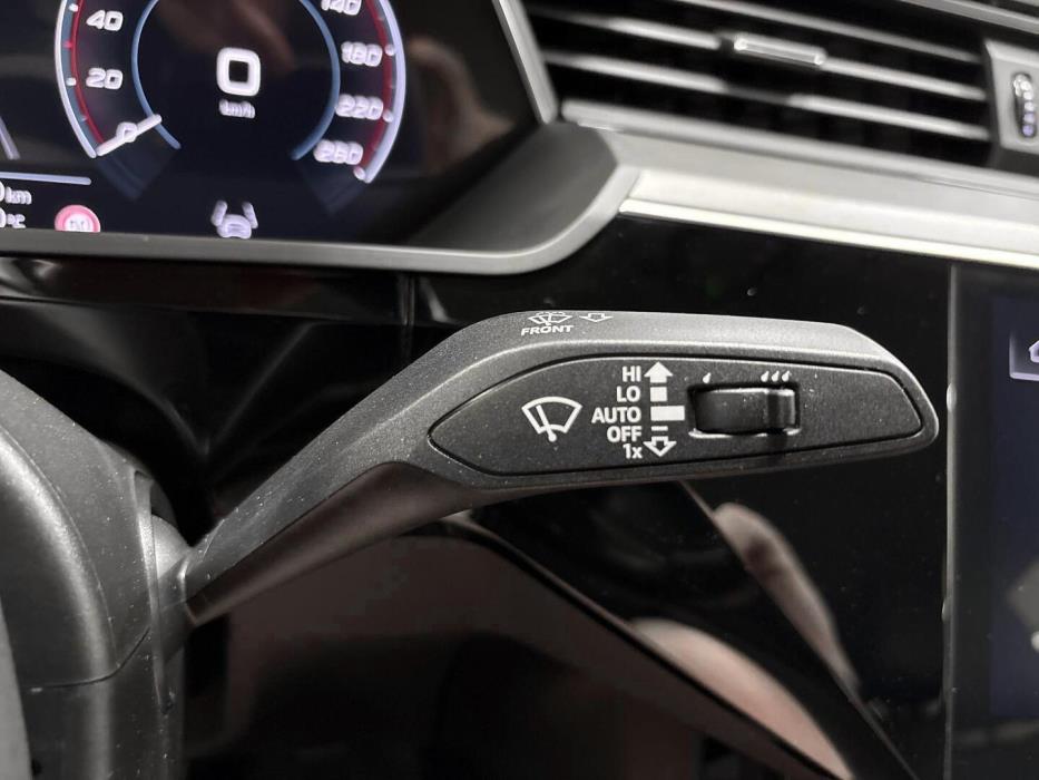AUDI e-tron 2022