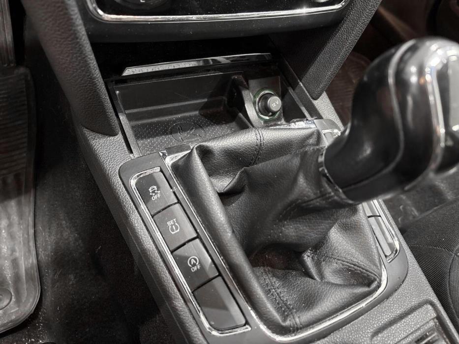 SKODA Superb 2012