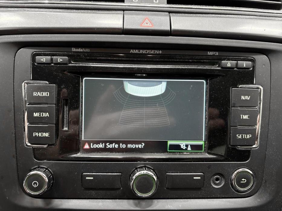 SKODA Superb 2012
