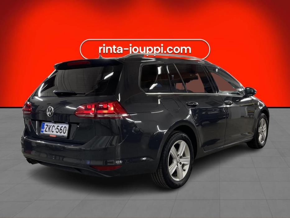 VOLKSWAGEN Golf 2014