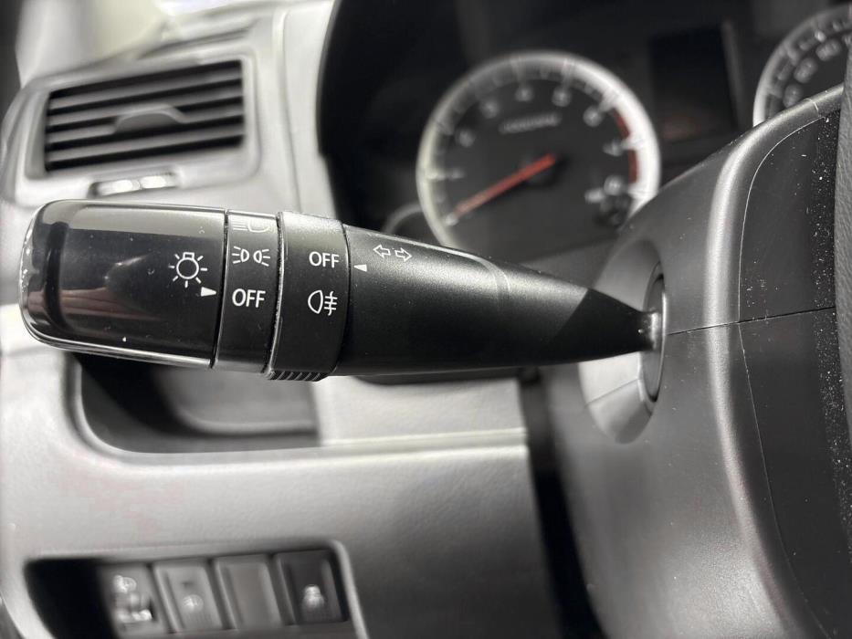 SUZUKI Swift 2014