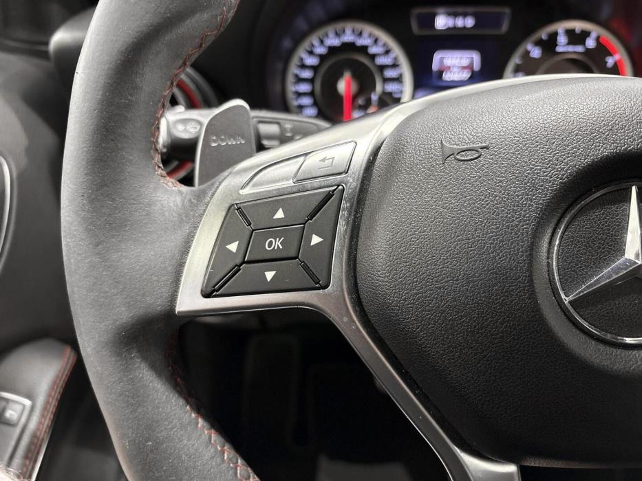 MERCEDES-BENZ A 2014