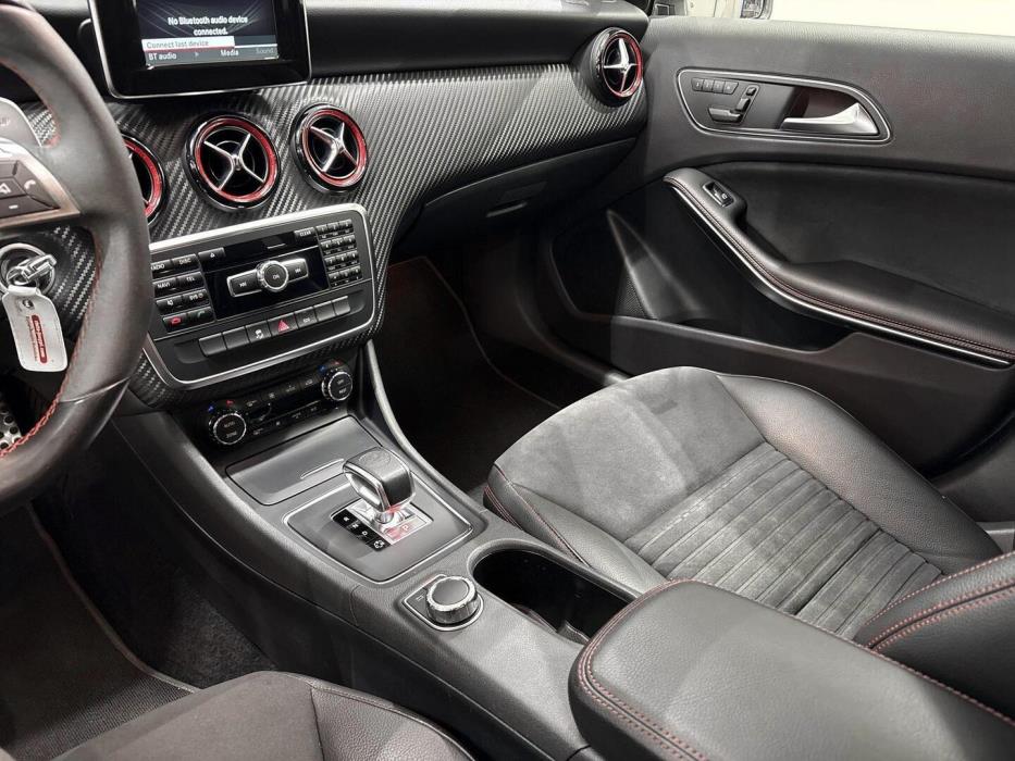 MERCEDES-BENZ A 2014