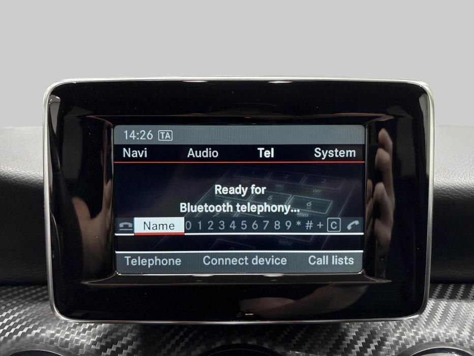 MERCEDES-BENZ A 2014