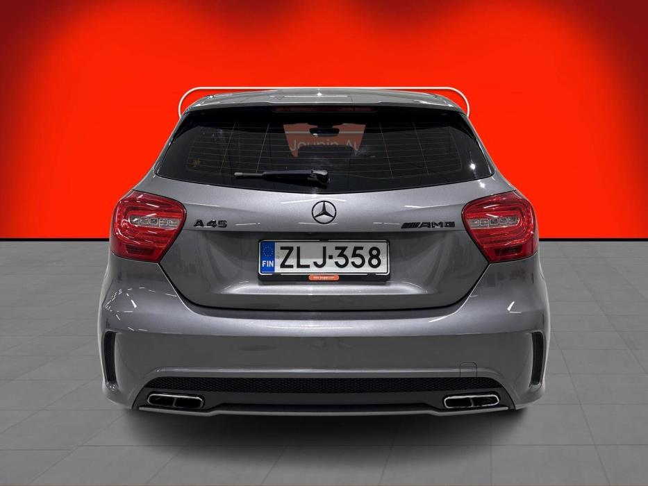 MERCEDES-BENZ A 2014