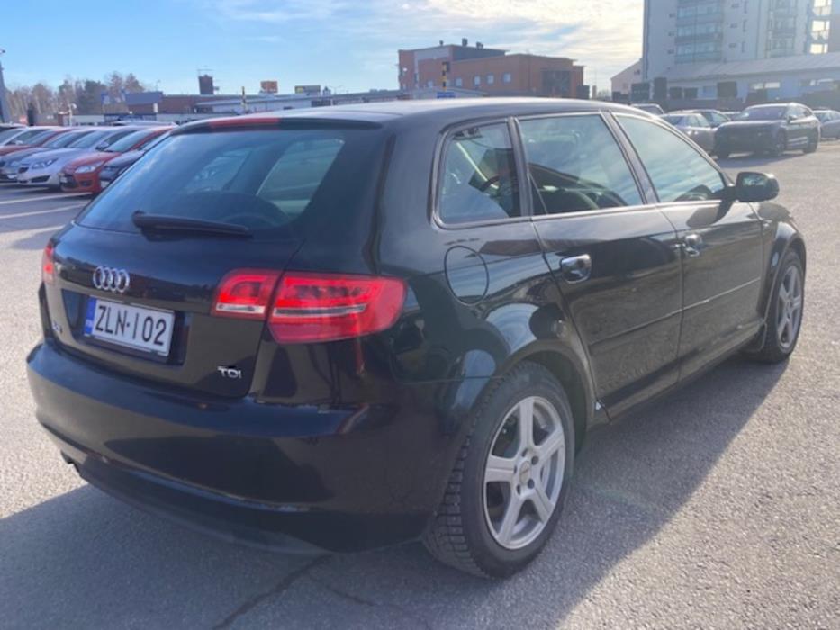 AUDI A3 2012