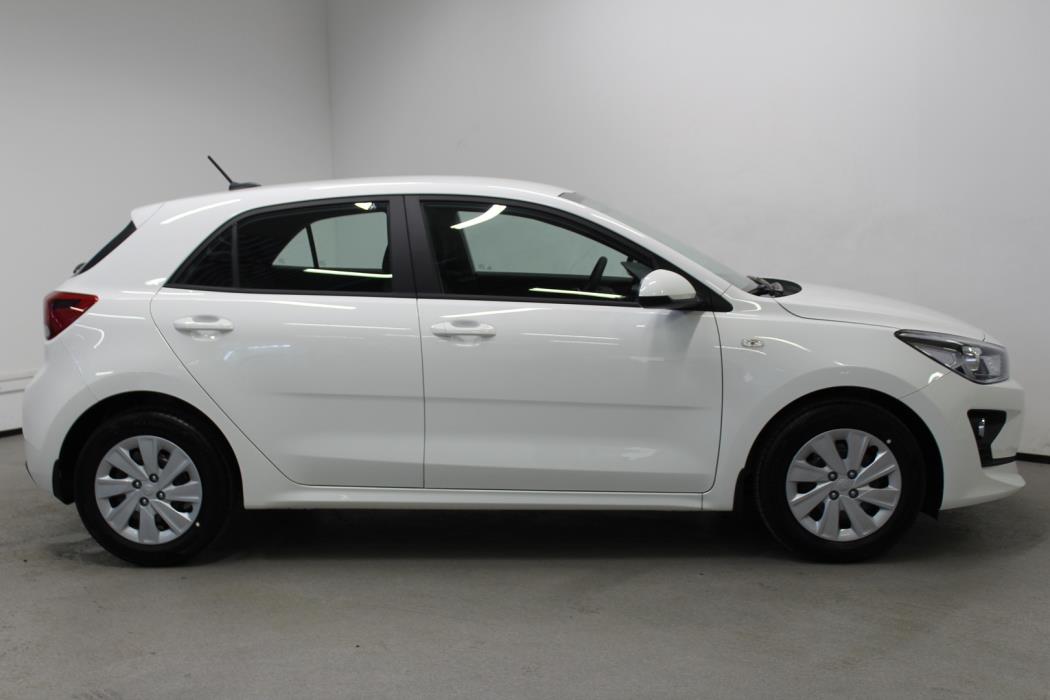 KIA Rio 2021