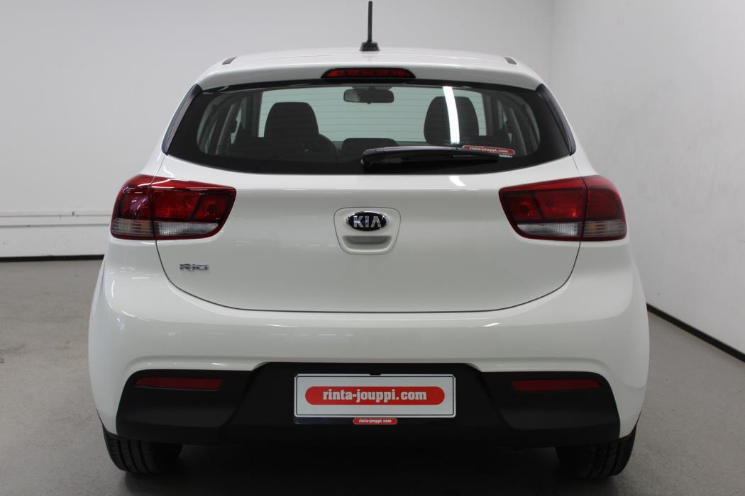 KIA Rio 2021