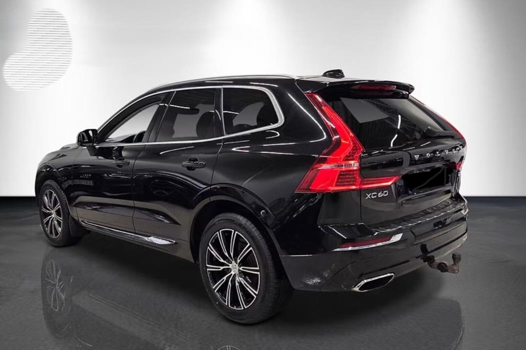 VOLVO XC60 2018