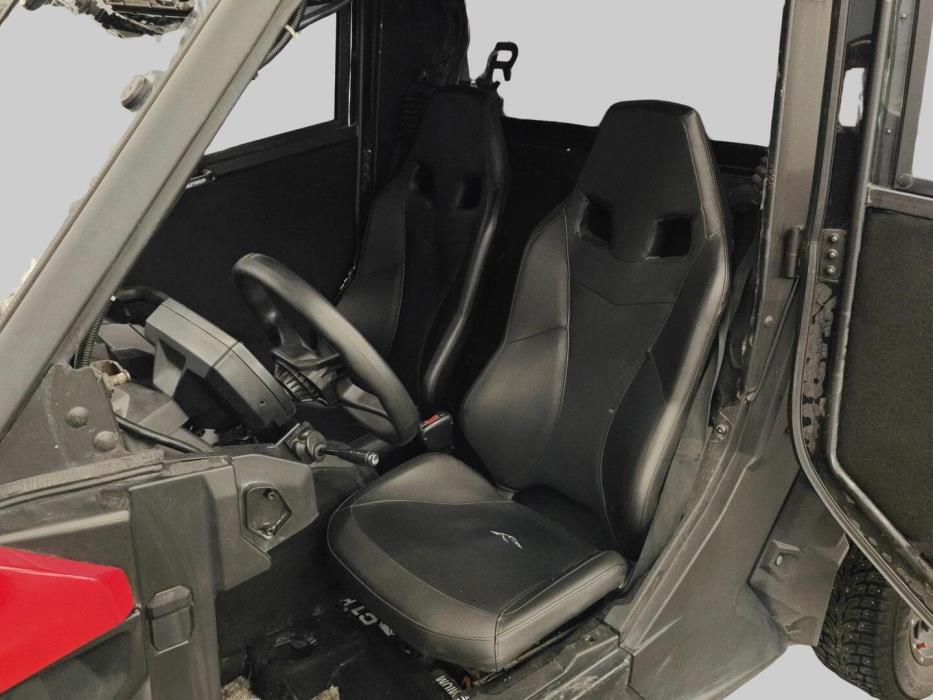 CAN-AM MAVERICK 2022