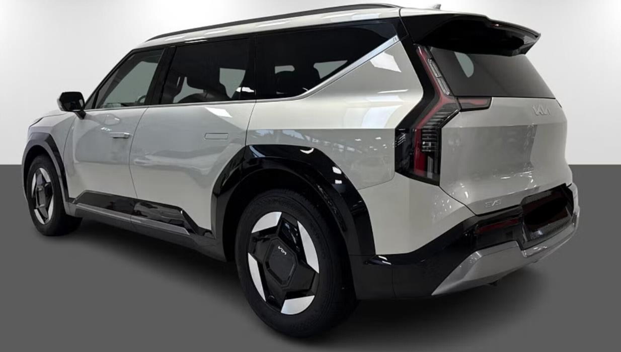 KIA EV9 2024