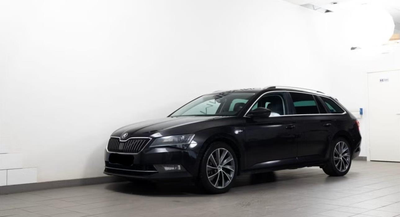 SKODA SUPERB 2016