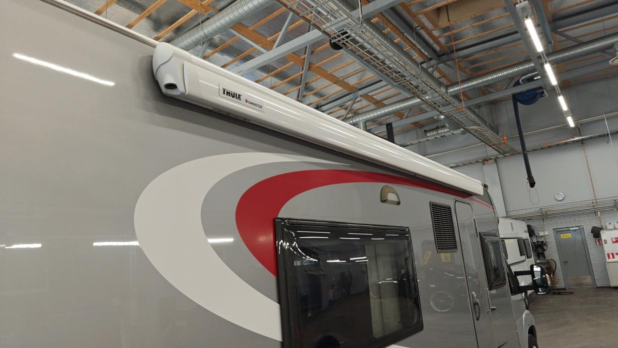 BÜRSTNER Nexxo T 720 2011
