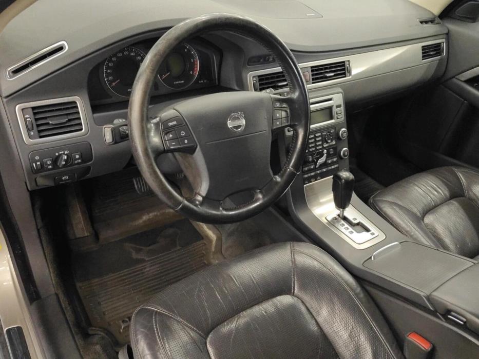 VOLVO XC70 2007