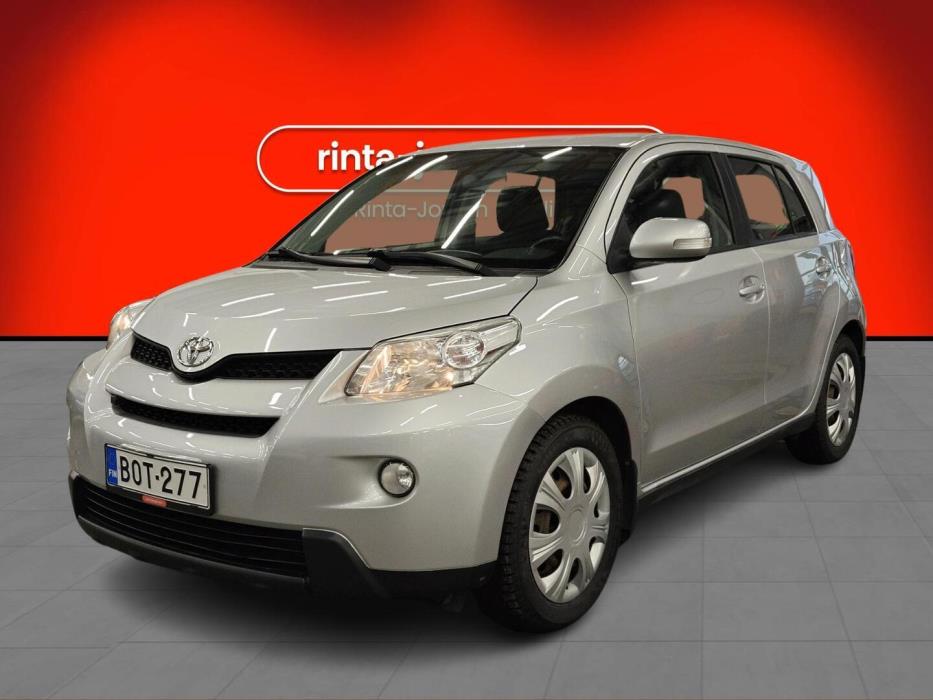 TOYOTA Urban Cruiser 2012