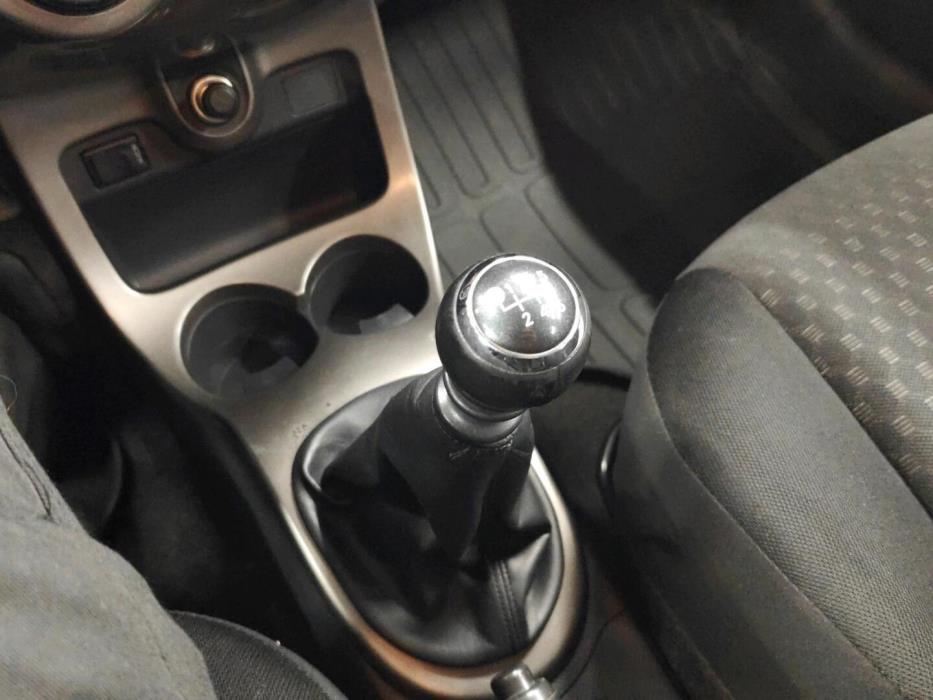 TOYOTA Urban Cruiser 2012