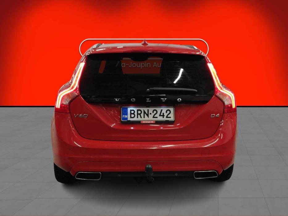 VOLVO V60 2014