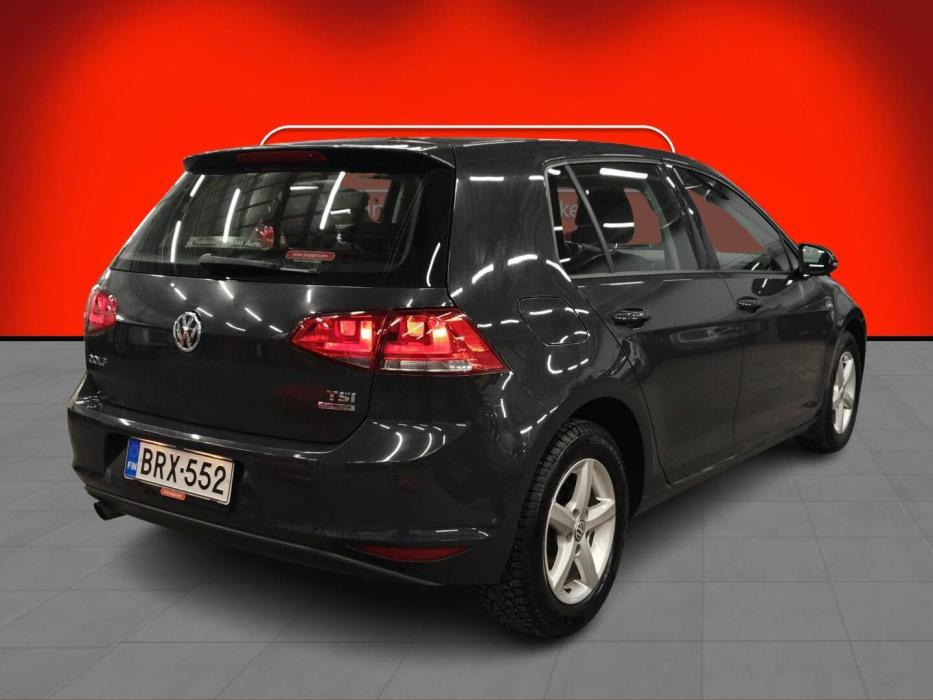 VOLKSWAGEN Golf 2014