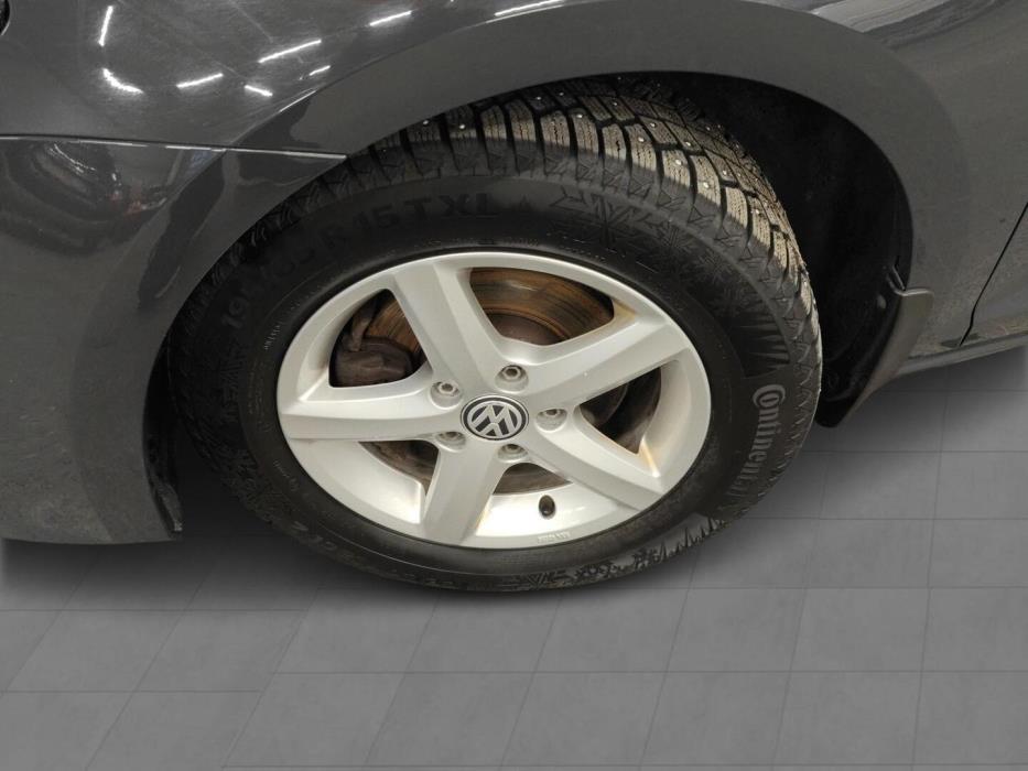 VOLKSWAGEN Golf 2014