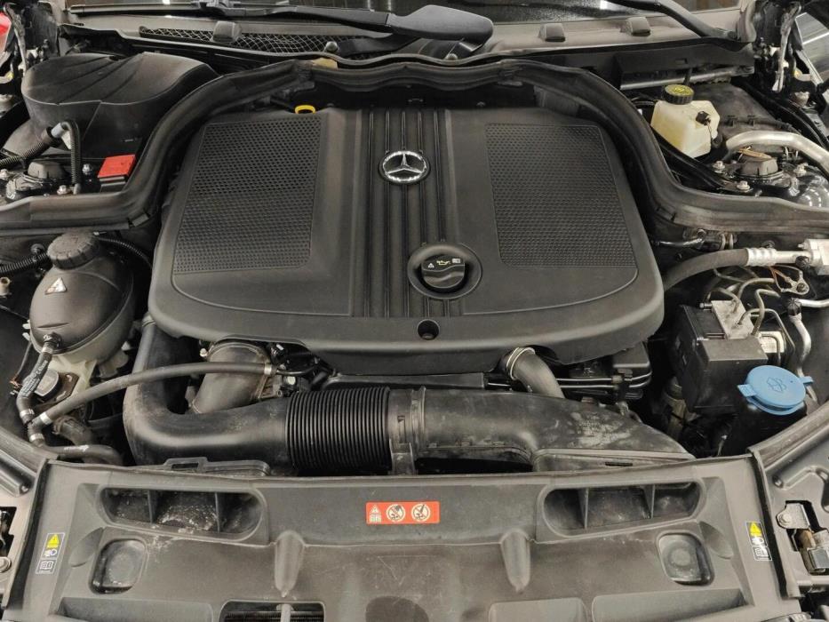 MERCEDES-BENZ C 2012
