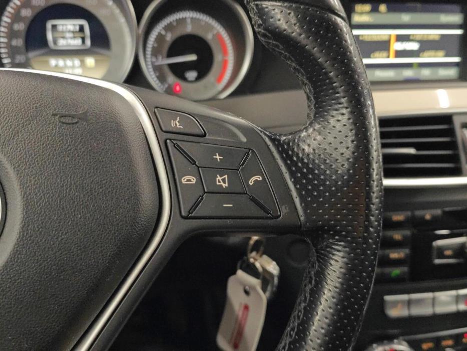 MERCEDES-BENZ C 2012