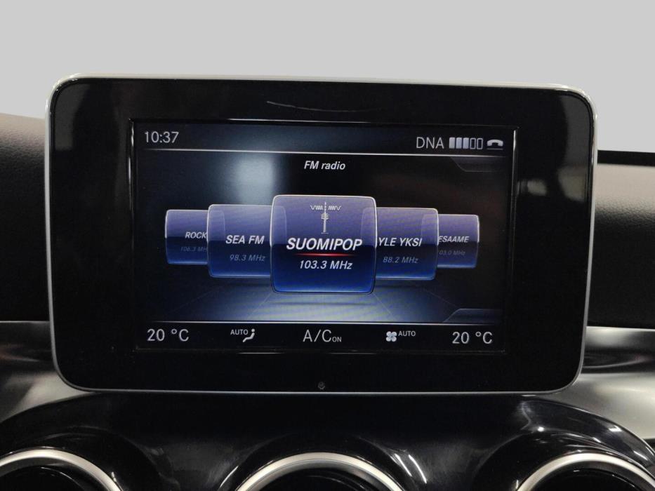 MERCEDES-BENZ C 2015