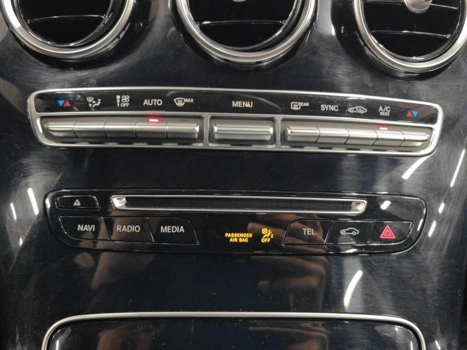 MERCEDES-BENZ C 2015