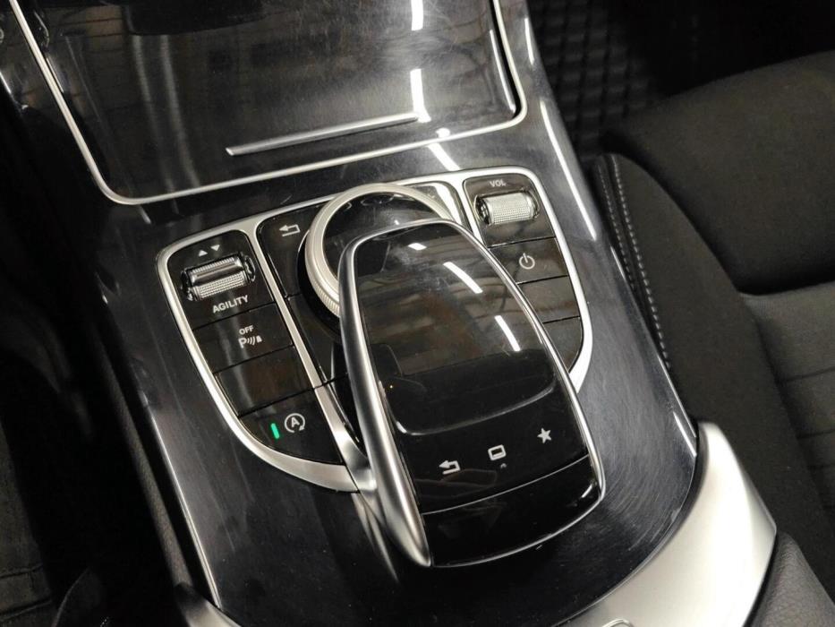 MERCEDES-BENZ C 2015