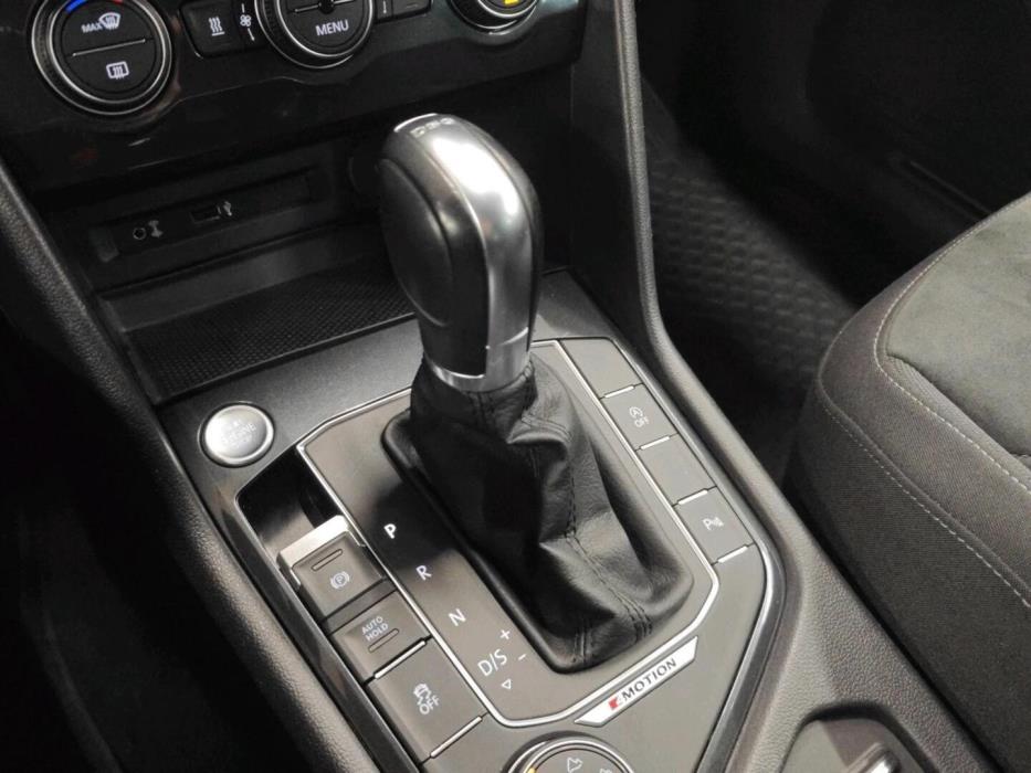 VOLKSWAGEN Tiguan 2017