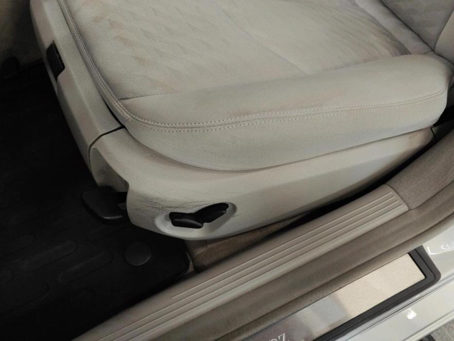 MERCEDES-BENZ E 2004