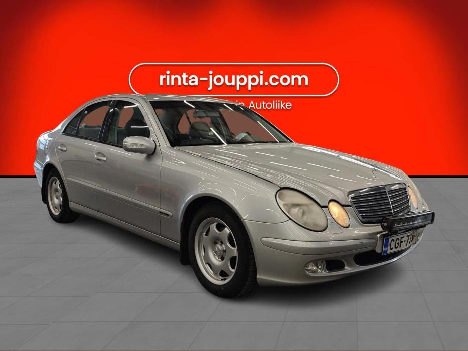 MERCEDES-BENZ E 2004
