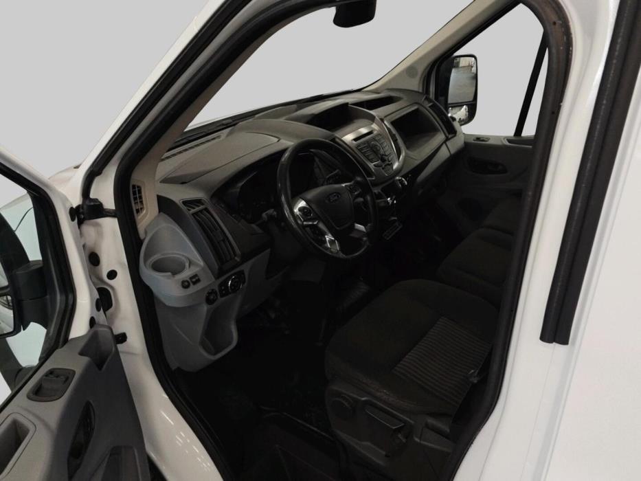 FORD TRANSIT 2018